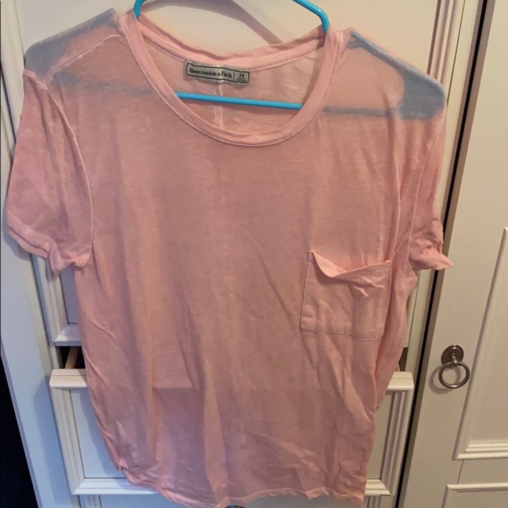 abrecrombie and fitch pocket tee